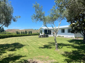 Wineries and cycle tracks on your doorstep